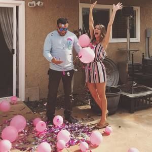 Meet your Posher, Menah